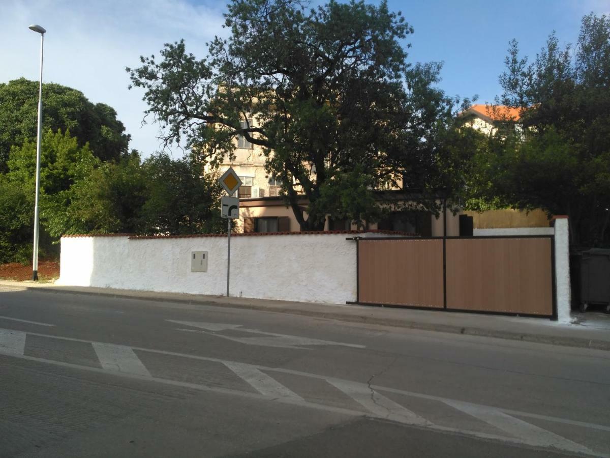 Kuca Za Odmor Natalija Villa PUY Eksteriør bilde